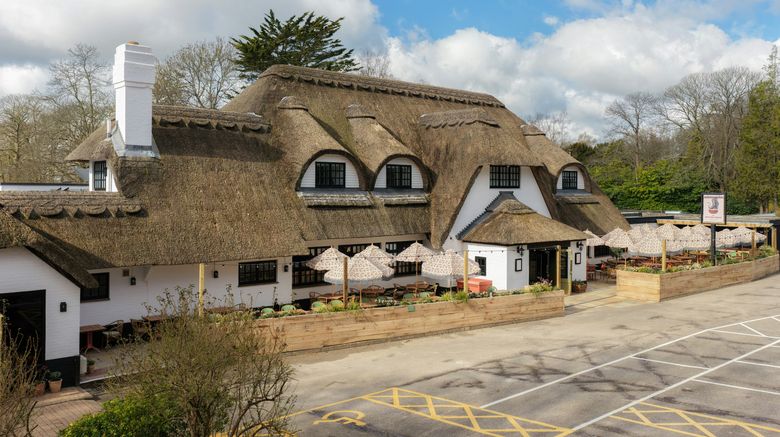 <b>Potters Heron Exterior</b>. Images powered by <a href="https://www.leonardoworldwide.com/" title="Leonardo Worldwide" target="_blank">Leonardo</a>.