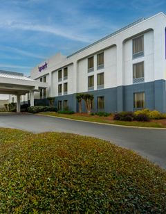 Spark by Hilton Town Center-Kennesaw