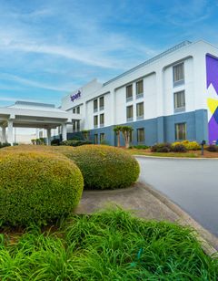 Spark by Hilton Town Center-Kennesaw