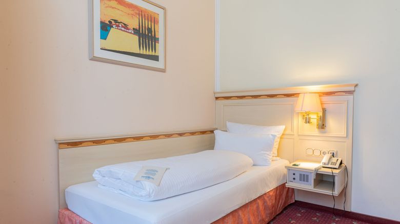 <b>Parkhotel Bad Homburg Room</b>. Images powered by <a href="https://www.leonardoworldwide.com/" title="Leonardo Worldwide" target="_blank">Leonardo</a>.