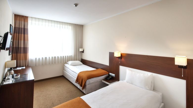 <b>Hotel DeSilva Inn Katowice Airport Room</b>. Images powered by <a href="https://www.leonardoworldwide.com/" title="Leonardo Worldwide" target="_blank">Leonardo</a>.