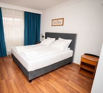 Royal Plaza Room