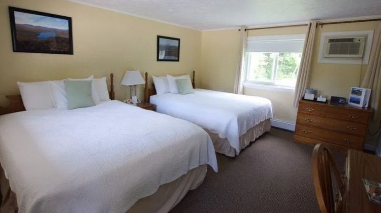 Wilson Lake Inn Room