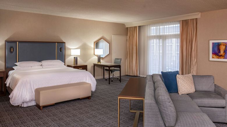 <b>Sheraton Music City Nashville Airport Suite</b>. Images powered by <a href="https://www.leonardoworldwide.com/" title="Leonardo Worldwide" target="_blank">Leonardo</a>.