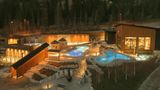 Everwild Canmore Exterior
