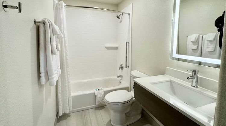 Alaska's Select Inn Motel Room