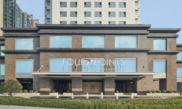 Four Points Wuxi Liangxi