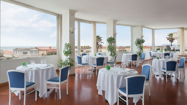 Sina Astor Restaurant