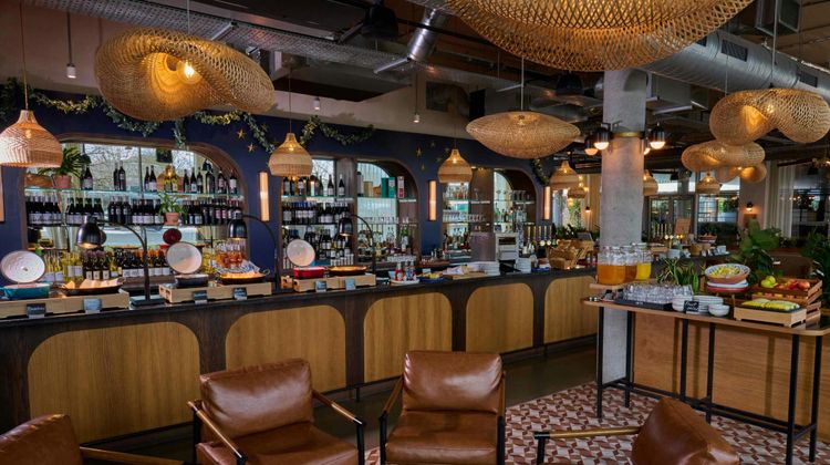 Turing Locke Restaurant