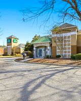 HomeTowne Studios Atlanta - Peachtree