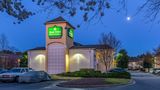 HomeTowne Studios Atlanta - Peachtree Exterior