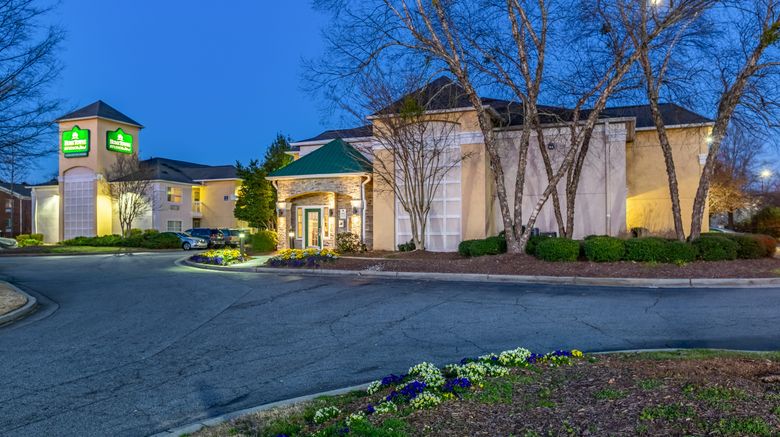 <b>HomeTowne Studios Atlanta - Peachtree Exterior</b>. Images powered by <a href="https://www.leonardoworldwide.com/" title="Leonardo Worldwide" target="_blank">Leonardo</a>.