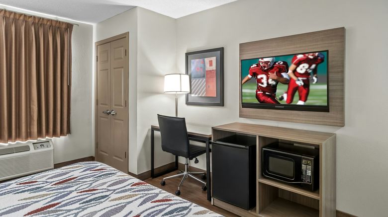 <b>Red Roof Inn Etowah – Athens, TN Room</b>. Images powered by <a href="https://www.leonardoworldwide.com/" title="Leonardo Worldwide" target="_blank">Leonardo</a>.