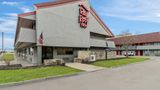 Red Roof Inn Dayton North Airport Exterior