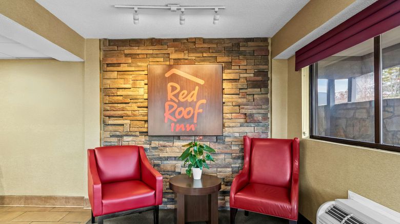 <b>Red Roof Inn Dayton North Airport Lobby</b>. Images powered by <a href="https://www.leonardoworldwide.com/" title="Leonardo Worldwide" target="_blank">Leonardo</a>.