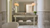 <b>El Palace Barcelona Room</b>. Images powered by <a href="https://www.leonardoworldwide.com/" title="Leonardo Worldwide" target="_blank">Leonardo</a>.