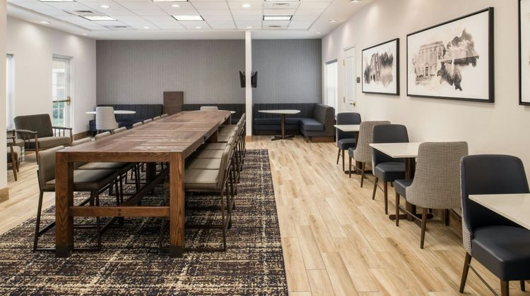 Residence Inn by Marriott Restaurant