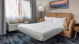 Fairfield Inn/Suites Dallas Park Central Room