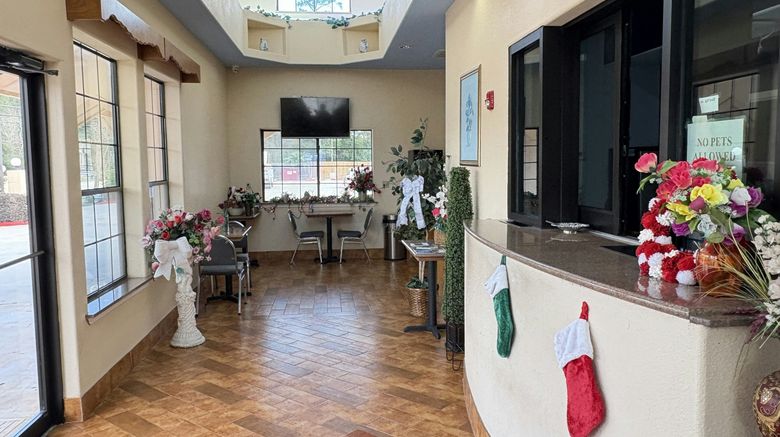 <b>Regency Inn Lobby</b>. Images powered by <a href="https://www.leonardoworldwide.com/" title="Leonardo Worldwide" target="_blank">Leonardo</a>.