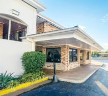 Haven Inn Exterior