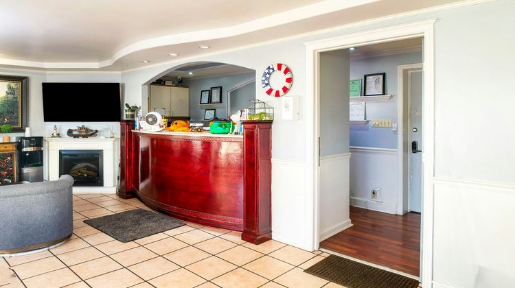 Haven Inn Lobby