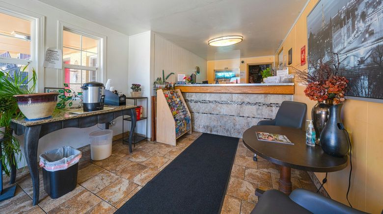 <b>Budget Inn Oregon City/Portland Lobby</b>. Images powered by <a href="https://www.leonardoworldwide.com/" title="Leonardo Worldwide" target="_blank">Leonardo</a>.