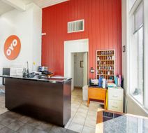 OYO Hotel Kalama Lobby