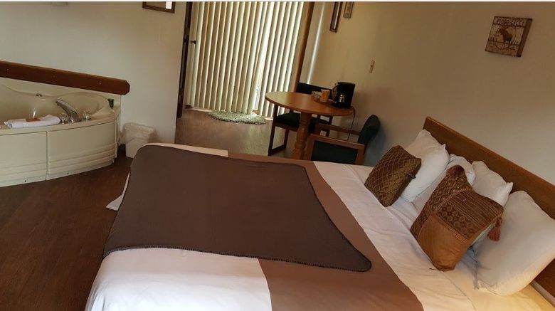 <b>Brookside Motel Room</b>. Images powered by <a href="https://www.leonardoworldwide.com/" title="Leonardo Worldwide" target="_blank">Leonardo</a>.