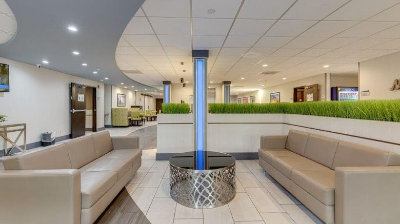 <b>Alexis Inn & Suites Hotel Lobby</b>. Images powered by <a href="https://www.leonardoworldwide.com/" title="Leonardo Worldwide" target="_blank">Leonardo</a>.