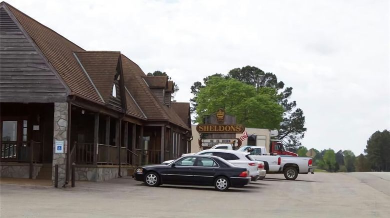<b>Sheldon's Motel Exterior</b>. Images powered by <a href="https://www.leonardoworldwide.com/" title="Leonardo Worldwide" target="_blank">Leonardo</a>.