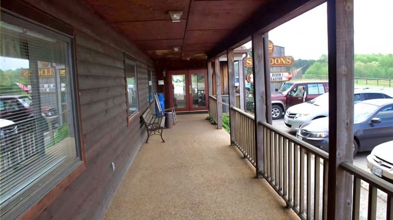<b>Sheldon's Motel Exterior</b>. Images powered by <a href="https://www.leonardoworldwide.com/" title="Leonardo Worldwide" target="_blank">Leonardo</a>.