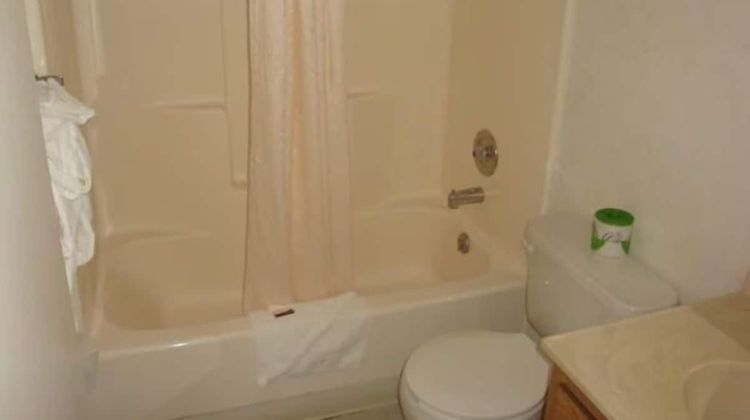 Travelers Inn Room