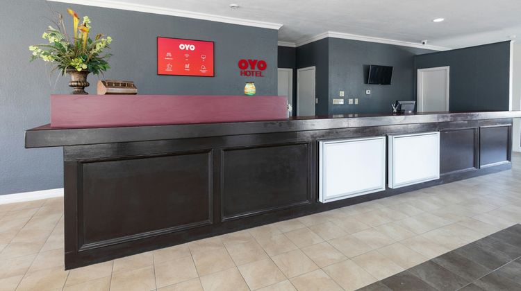 OYO Hotel DeRidder Hwy 171 North Lobby