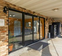 Budget Host Inn Exterior