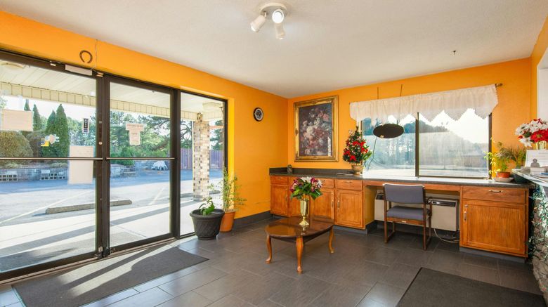 <b>Budget Host Inn Lobby</b>. Images powered by <a href="https://www.leonardoworldwide.com/" title="Leonardo Worldwide" target="_blank">Leonardo</a>.