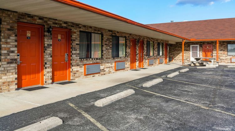 Budget Host Inn Other