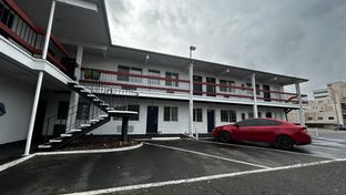 Travelers Inn