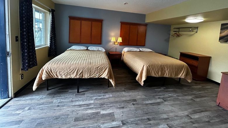 <b>Travelers Inn Room</b>. Images powered by <a href="https://www.leonardoworldwide.com/" title="Leonardo Worldwide" target="_blank">Leonardo</a>.