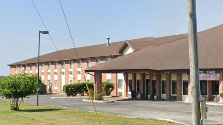 Amerihost Inn & Suites Exterior