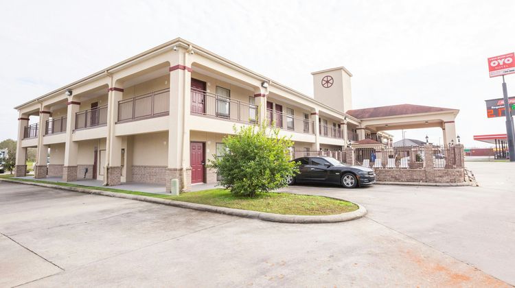 OYO Hotel Port Allen LA Exterior