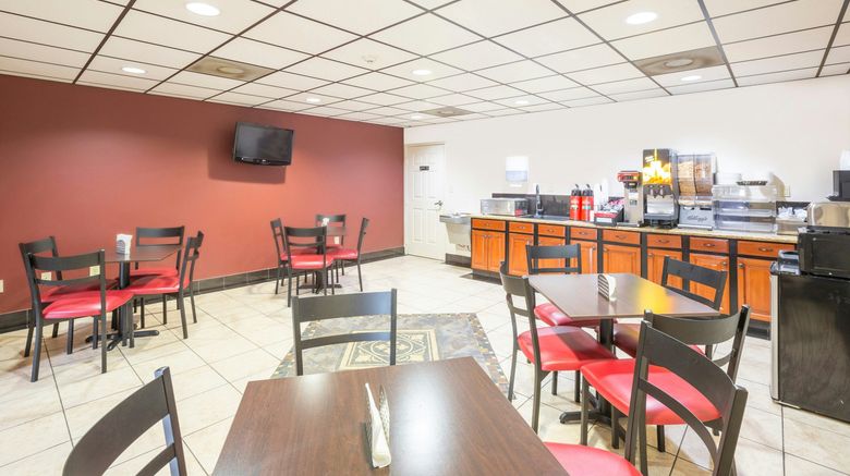 <b>OYO Hotel Port Allen LA Restaurant</b>. Images powered by <a href="https://www.leonardoworldwide.com/" title="Leonardo Worldwide" target="_blank">Leonardo</a>.