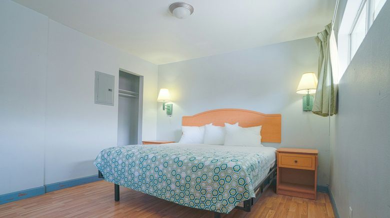 <b>OYO Hotel Midland Room</b>. Images powered by <a href="https://www.leonardoworldwide.com/" title="Leonardo Worldwide" target="_blank">Leonardo</a>.