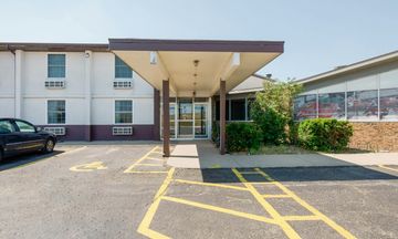 OYO Hotel Morton/East Peoria I-74