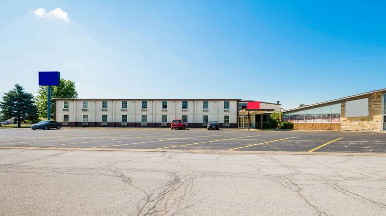 <b>OYO Hotel Morton/East Peoria I-74 Exterior</b>. Images powered by <a href="https://www.leonardoworldwide.com/" title="Leonardo Worldwide" target="_blank">Leonardo</a>.