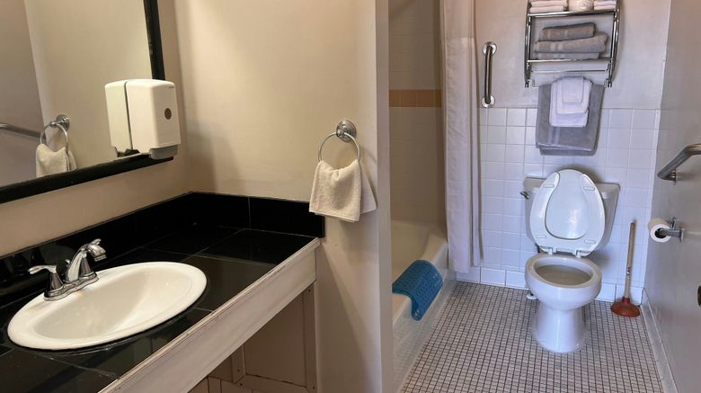 <b>Dew Drop Inn Room</b>. Images powered by <a href="https://www.leonardoworldwide.com/" title="Leonardo Worldwide" target="_blank">Leonardo</a>.