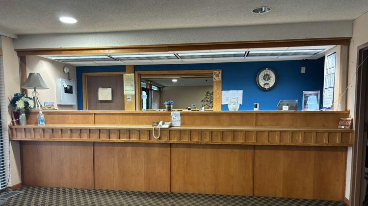 Marysville Surf Motel Lobby