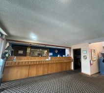 Marysville Surf Motel Lobby