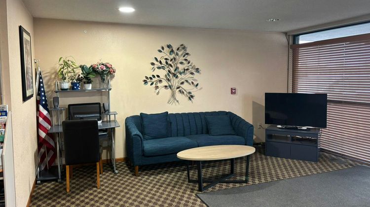 Marysville Surf Motel Lobby