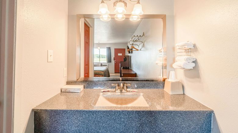 <b>Aurora Inn Motel Room</b>. Images powered by <a href="https://www.leonardoworldwide.com/" title="Leonardo Worldwide" target="_blank">Leonardo</a>.