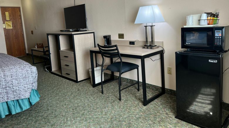 <b>Marysville Surf Motel Room</b>. Images powered by <a href="https://www.leonardoworldwide.com/" title="Leonardo Worldwide" target="_blank">Leonardo</a>.
